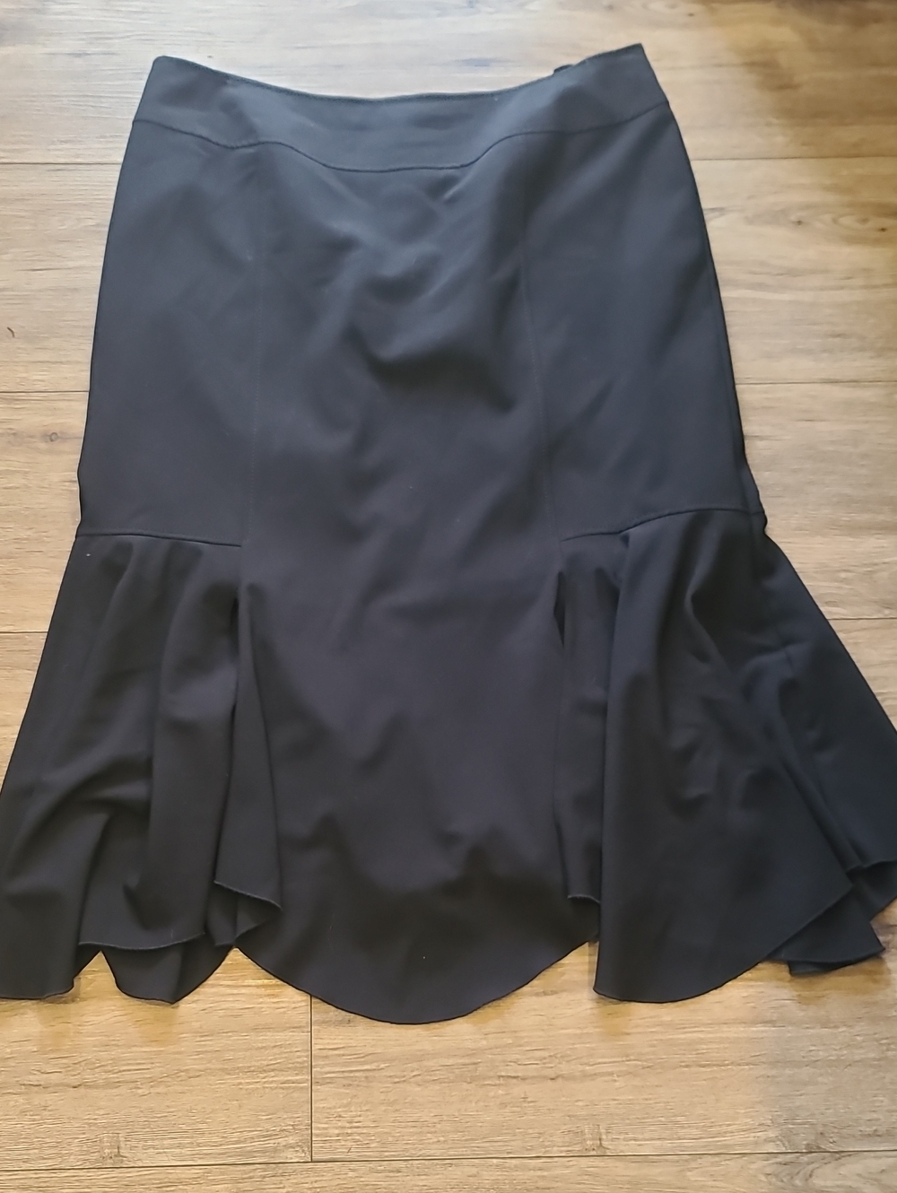 EUC Laura Plus Black Flounce Hem Mermaid Midi Skirt Size 16 EUC